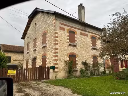 maison 150m2 avec grange et jardin