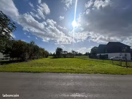 terrain 898 m² justine-herbigny