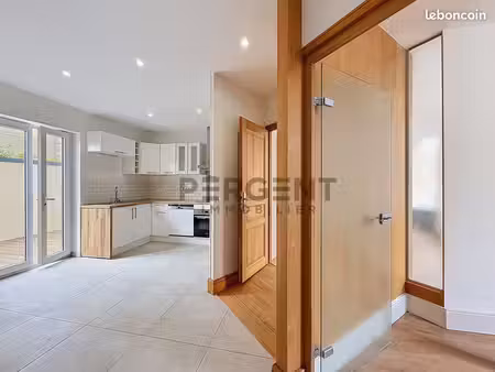 appartement 4 pièces 69 m²
