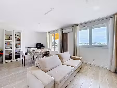 montpellier sud - bel appartement lumineux rénové - balcon 10 m² - loggia - cave