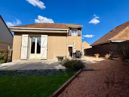 maison avermes 3 pièce(s) 80.67 m2