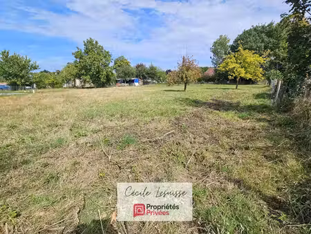 terrain plat viabilisé - 781m²