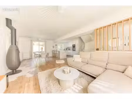 maison comme neuve (2023) – posez vos valises