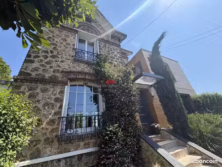maison 7 pièces 154 m²