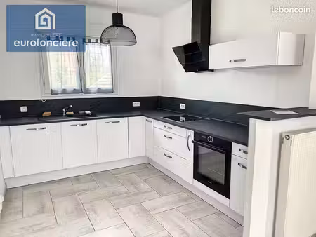 pavillon 3 pièces 66 m²
