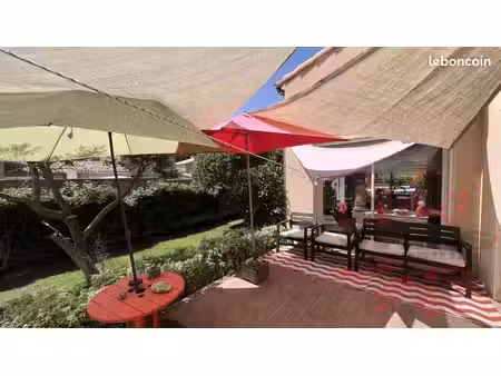 villa 3 pièces 140 m²