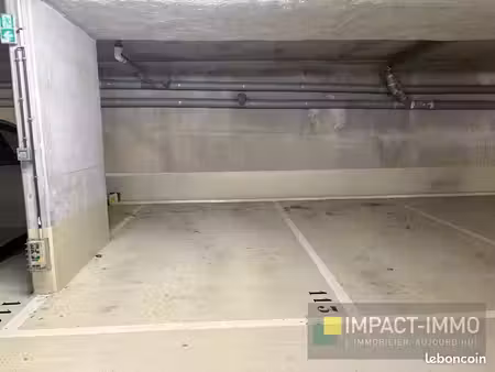 parking/box 13 m² asnières-sur-seine