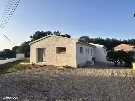 villa 3 pièces 70 m²