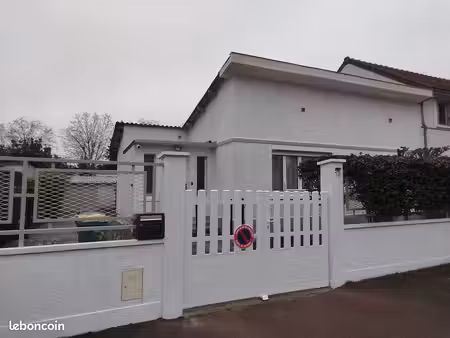 maison 3 pièces - 2 chambres - cave et garage -