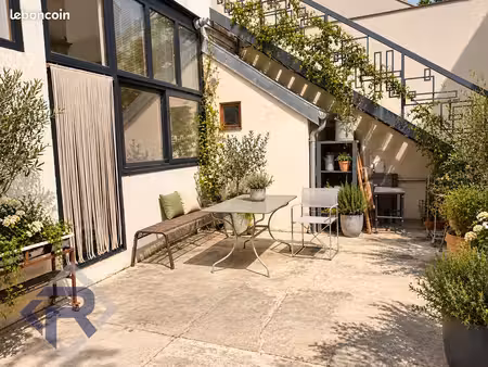 loft 2 pièces 96 m²