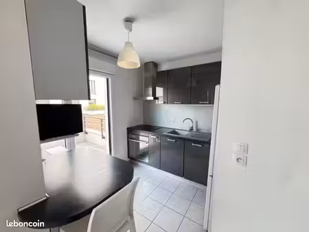 noisy-le-grand – 2 pièces meublé 47 8 m² – terrasse + parking – rer a