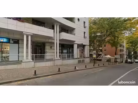 location local commercial rueil malmaison