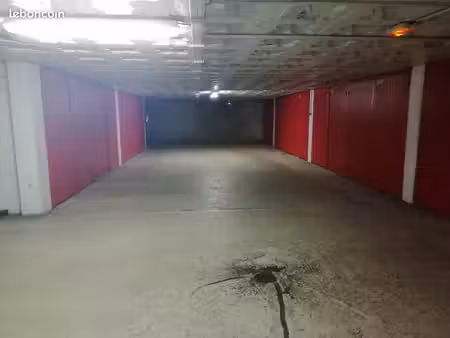 parking en sous sol fermé (box)