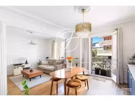 paris 17e - pereire / saussure - appartement - 64 03m² carrez - 2 chambres - balcon filant