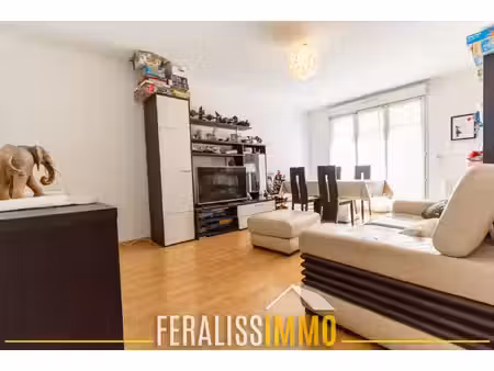 f3 au coeur de vauréal  calme et lumineux !