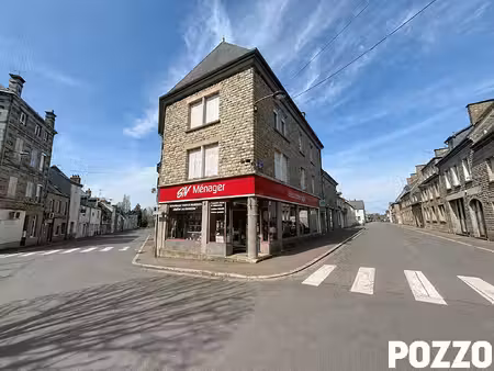 a vendre - saint hilaire du harcouet - murs 197 m² - emplacement numéro 1 - centre-ville