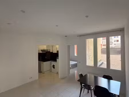 magnifique deux pièces rare sur le secteur