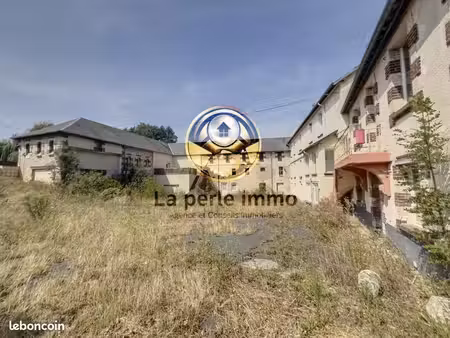 immeuble 677 m² barbery