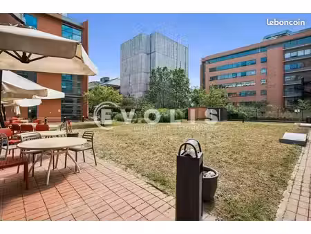 bureaux 636 m²