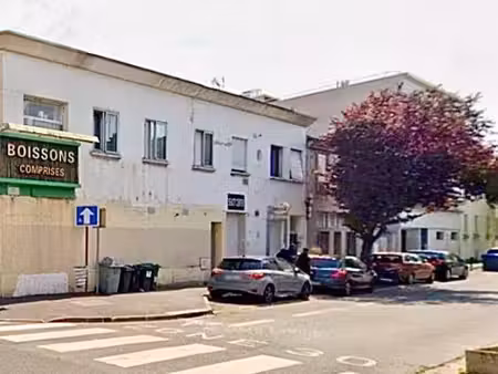 local rdc 20 m2 à louer