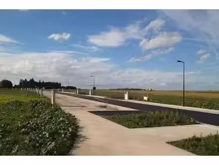terrain constructible neuf à vendre