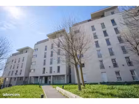 investissement locatif - studio meublé + parking