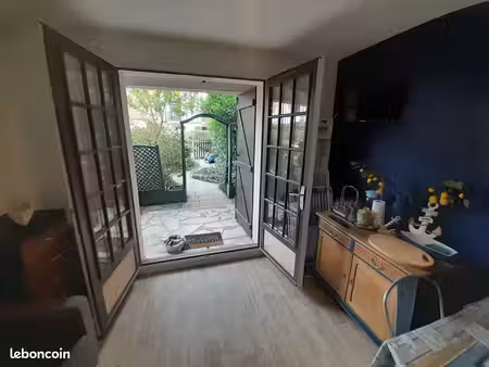 studio meublé avec jardin
