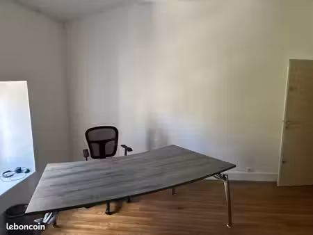 ? bureau professionnel à louer – 15 m² – quartier de l’houmeau
