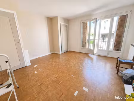 appartement 3 pièces 56 m²