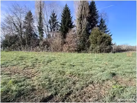 terrain à bâtir de 686 m2 au prix de 43218 à agris (16)