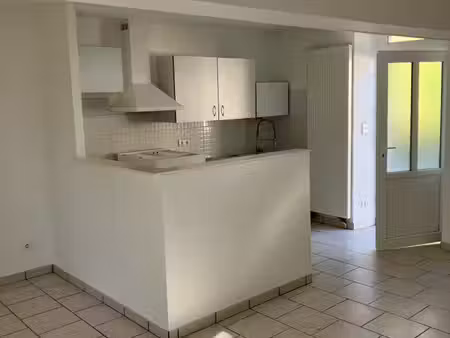 à louer maison t2