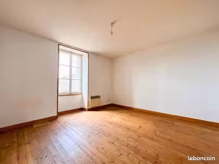 immeuble 240 m² jonzac