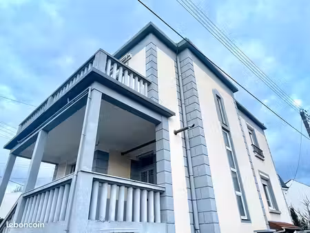 maison 8 pièces 124 m²