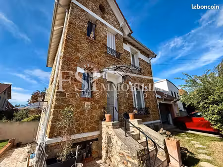 maison 6 pièces 110 m²
