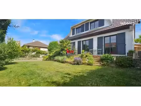maison 6 pièces 114 m²