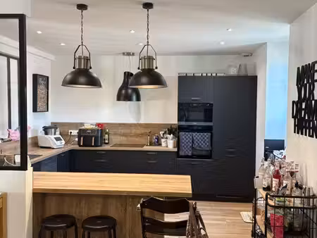 maison de ville + appartement locatif