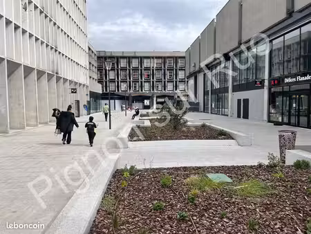 local commercial 750 m² sarcelles