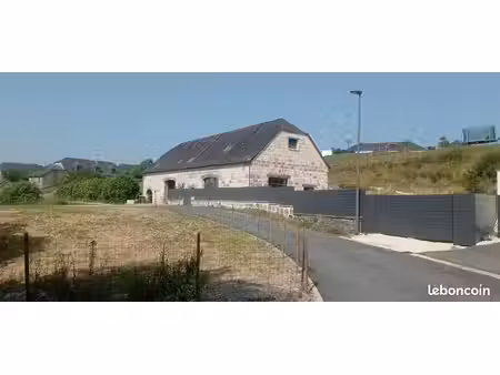grange rénovée 245m2 + garage isolé 80 m2