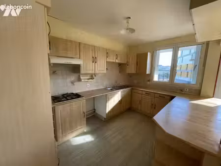 appartement 4 pièces 75 m²
