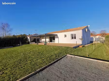 maison 102 m² – 3 chambres – terrain 875 m² – sans vis-à-vis