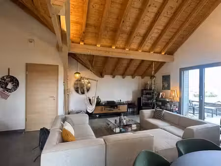 à louer – appartement de charme de 99 m² avec terrasse – orchamps-vennes