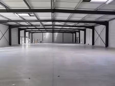 location bâtiments commerciaux de 500m² à 1000m² – zone commerciale de creysse (24100)  pr