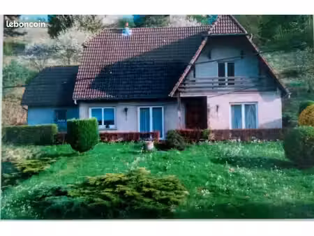 belle maison à rang 25250