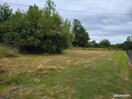 terrain 4 500 m² beaupouyet