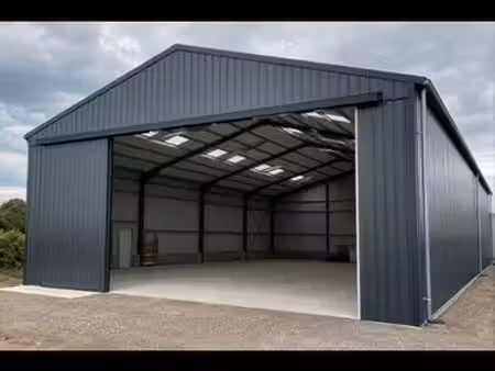 recherche hangar ou terrain