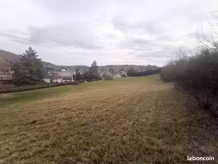 terrain 1 800 m² boulazac