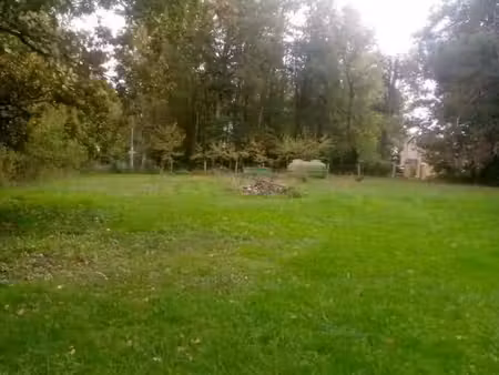 terrain 1 584 m² creysse