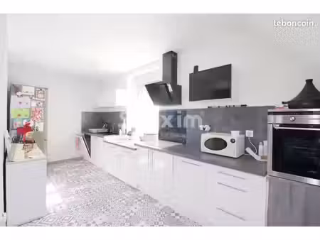 appartement 5 pièces 103 m²