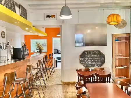 café bar