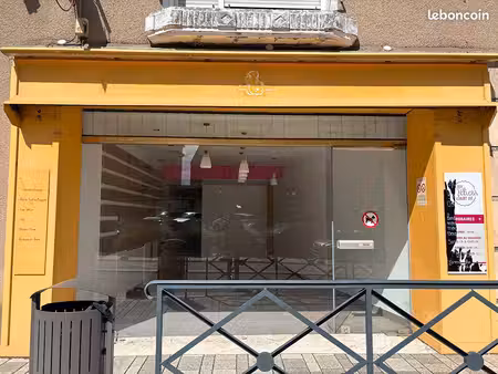 local commercial 88 m² saint vit